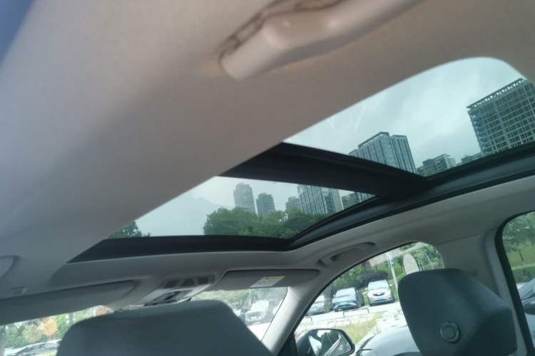 Used BMW 3 Series GT 2017 320i Sport Edition Headliner
