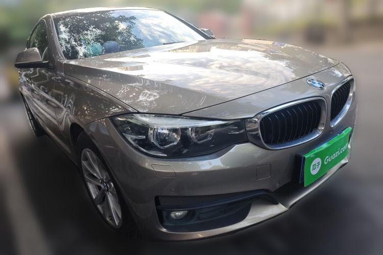 Used BMW 3 Series GT 2017 320i Sport Edition Exterior 2