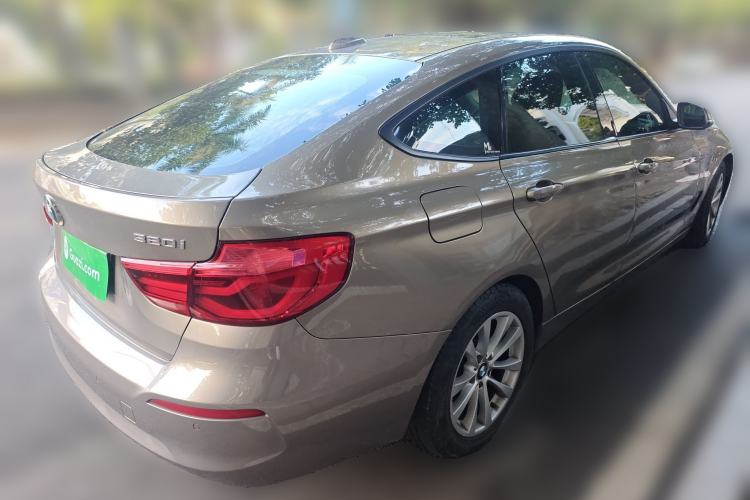 Used BMW 3 Series GT 2017 320i Sport Edition Exterior 5