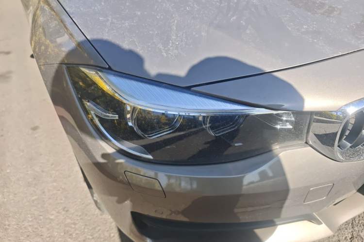 Used BMW 3 Series GT 2017 320i Sport Edition Right Front Headlight