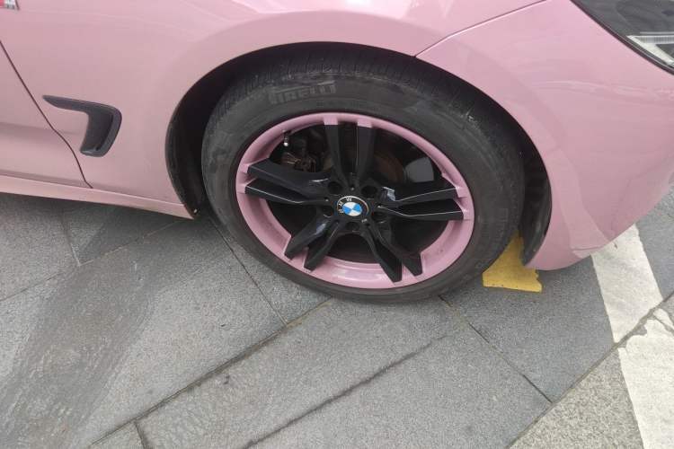 Used BMW 3 Series GT 2017 330i xDrive M Sport Right Front Wheel Hub