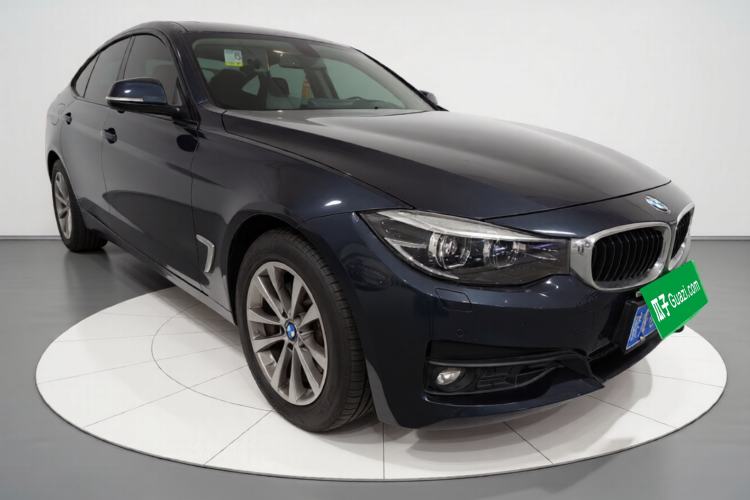 Used BMW 3 Series GT 2017 320i Sport Edition Exterior 2