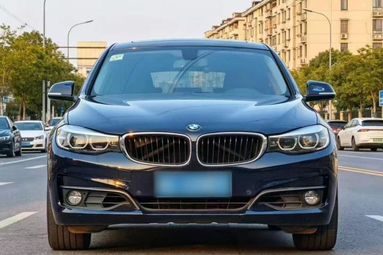 Used BMW 3 Series GT 2017 320i Sport Edition Exterior 2