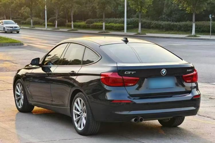 Used BMW 3 Series GT 2017 320i Sport Edition Exterior 4