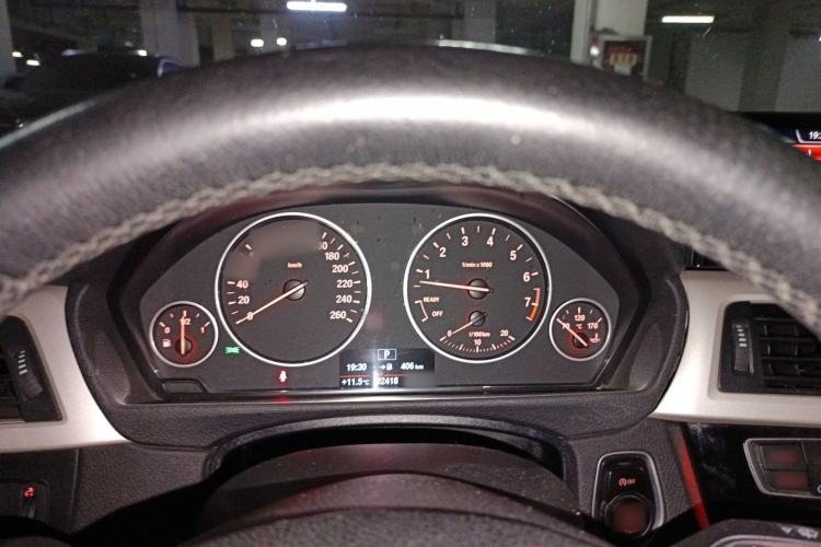Used BMW 3 Series GT 2017 320i Sport Edition Instrument Cluster