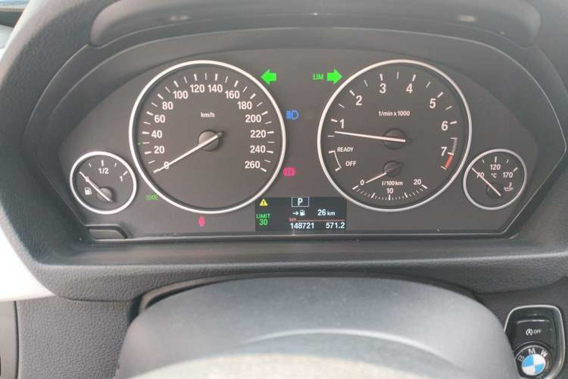 Used BMW 3 Series GT 2017 320i Sport Edition Instrument Cluster