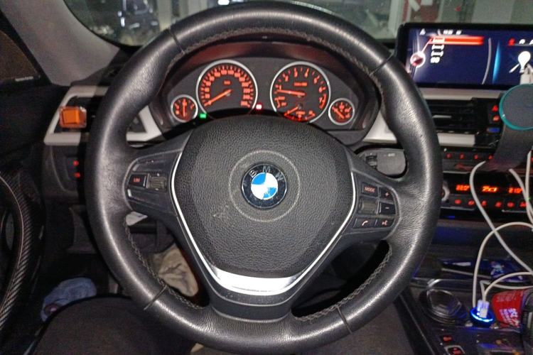 Used BMW 3 Series GT 2017 320i Sport Edition Steering Wheel
