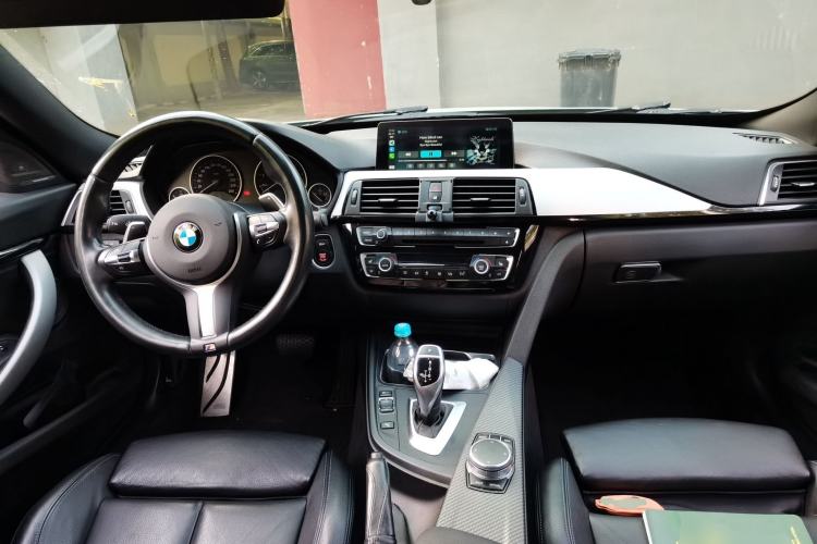 Used BMW 3 Series GT 2017 330i xDrive M Sport Center Console