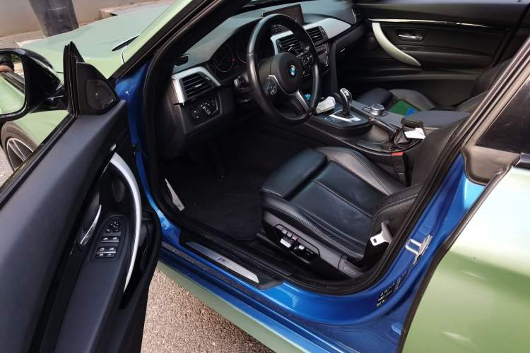 Used BMW 3 Series GT 2017 330i xDrive M Sport Driver Seat