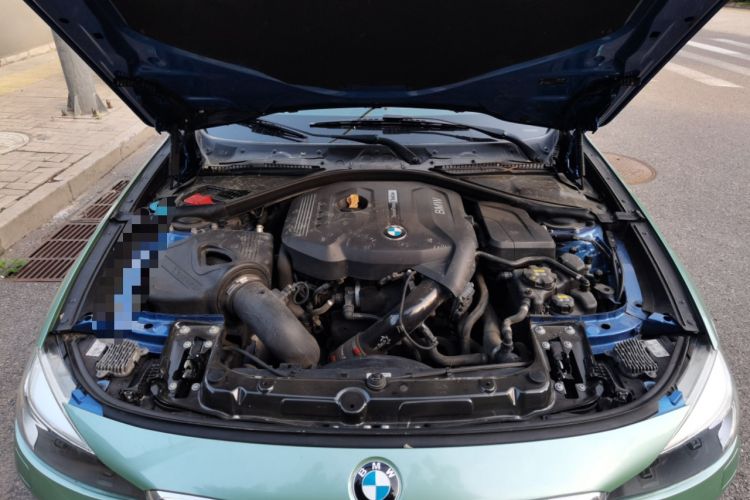 Used BMW 3 Series GT 2017 330i xDrive M Sport Engine Bay