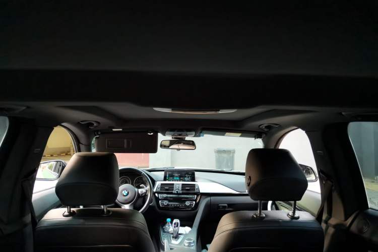 Used BMW 3 Series GT 2017 330i xDrive M Sport Headliner