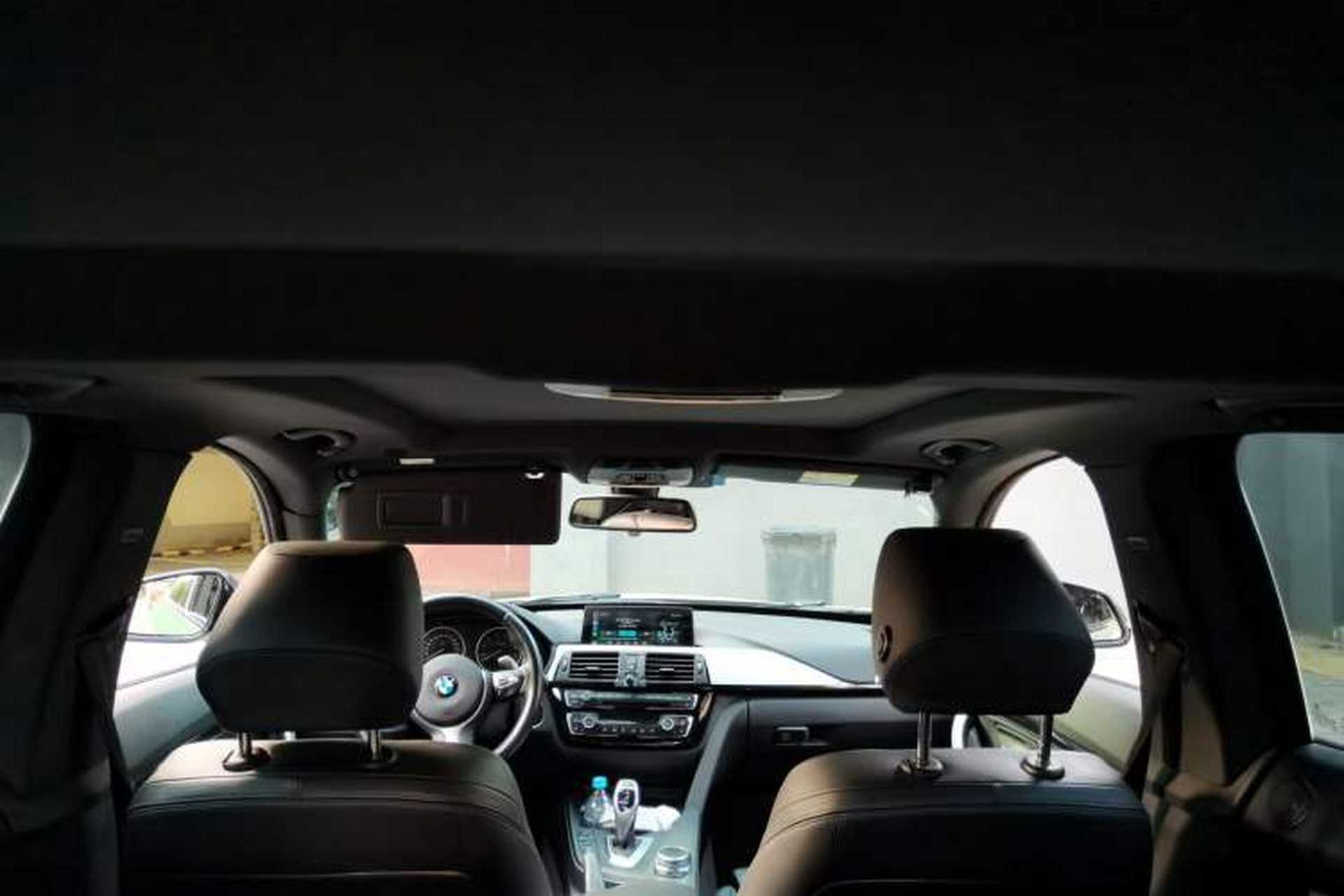 Used BMW 3 Series GT 2017 330i xDrive M Sport Headliner