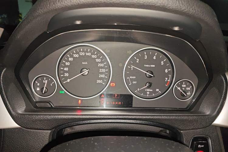 Used BMW 3 Series GT 2017 320i Sport Edition Instrument Cluster