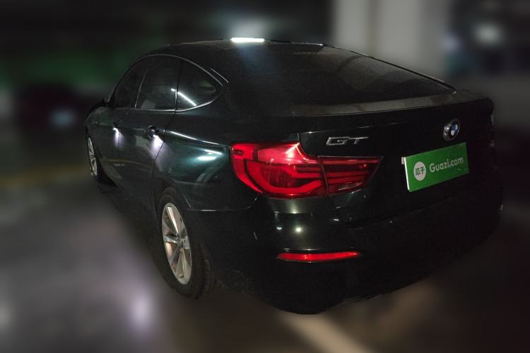 Used BMW 3 Series GT 2017 320i Sport Edition Rear Left 45 Deg