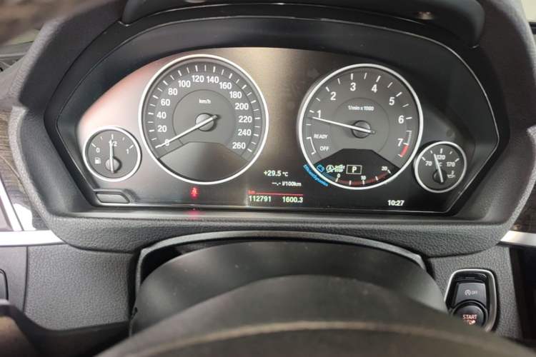 Used BMW 3 Series GT 2017 320i Luxury Design Package Instrument Cluster