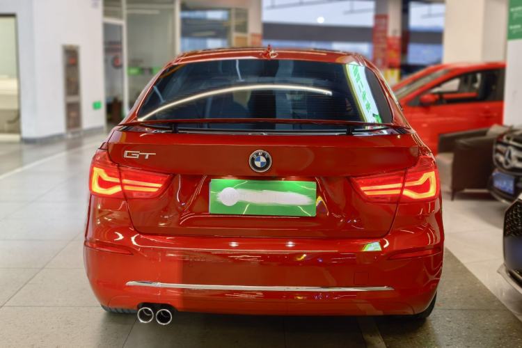 Used BMW 3 Series GT 2017 320i Luxury Design Package Exterior 2