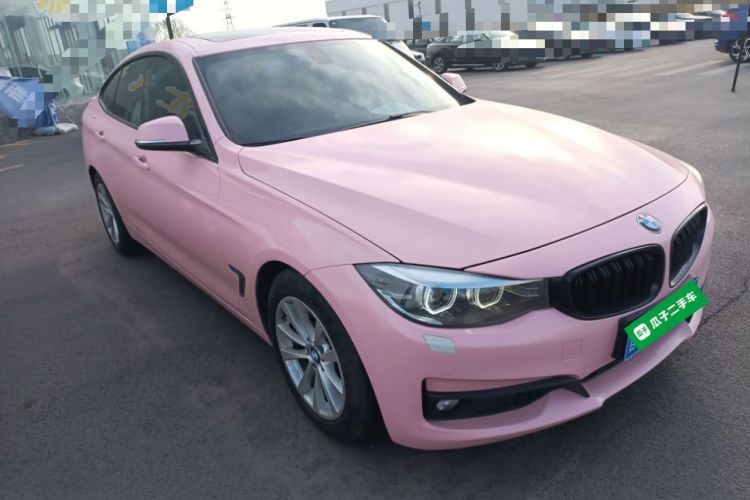 Used BMW 3 Series GT 2017 320i Sport Edition Front Right 45 Deg