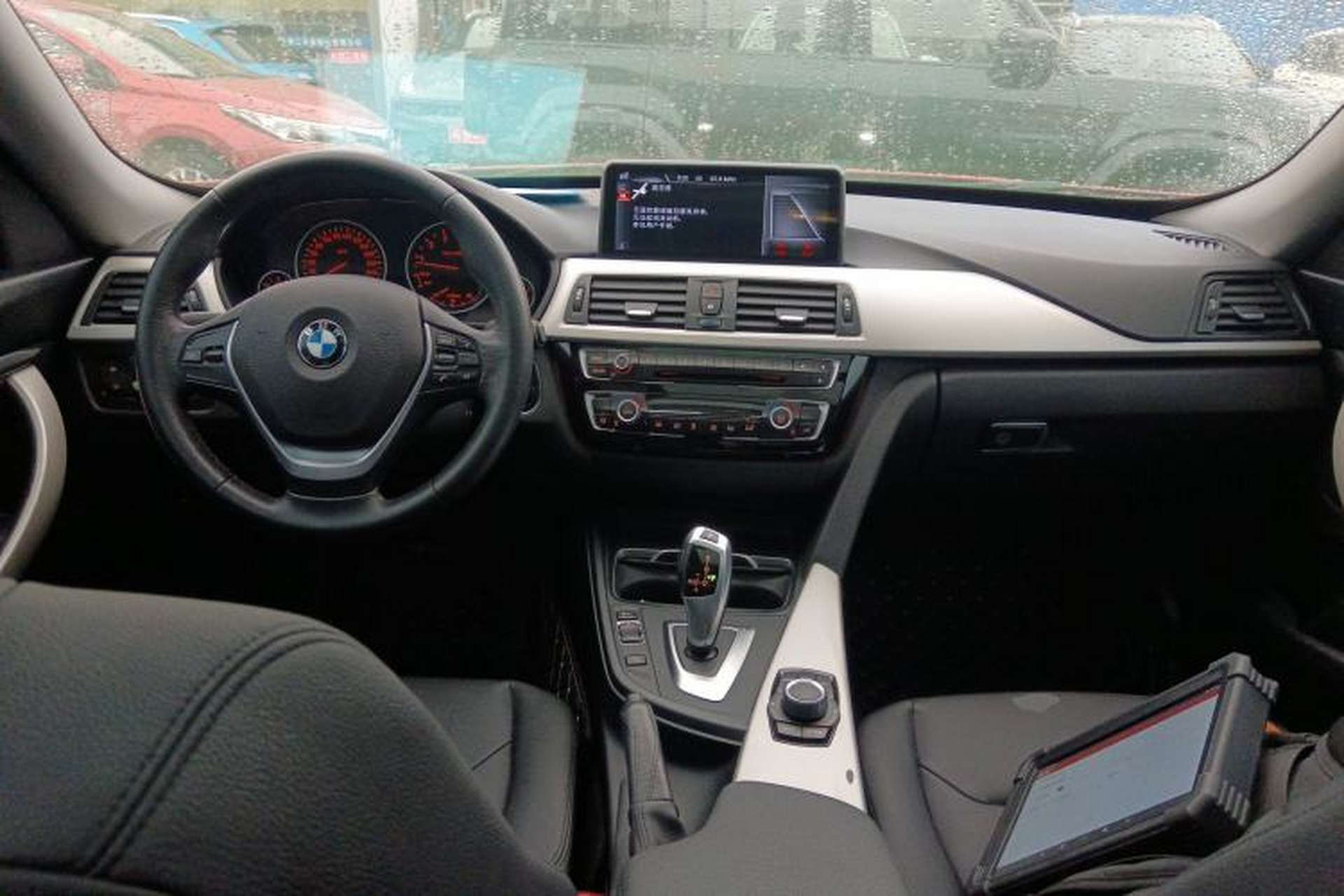 Used BMW 3 Series GT 2017 320i Sport Edition Interior 2