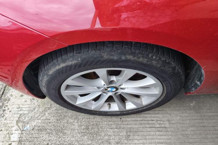 Used BMW 3 Series GT 2017 320i Sport Edition Left Front Wheel Hub
