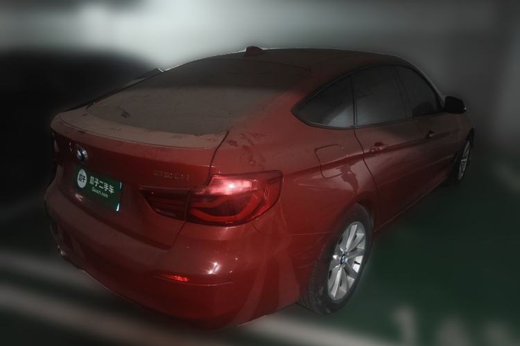 Used BMW 3 Series GT 2017 320i Sport Edition Rear Right 45 Deg