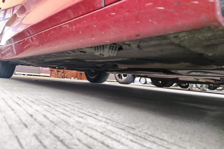 Used BMW 3 Series GT 2017 320i Sport Edition Right Side Sill
