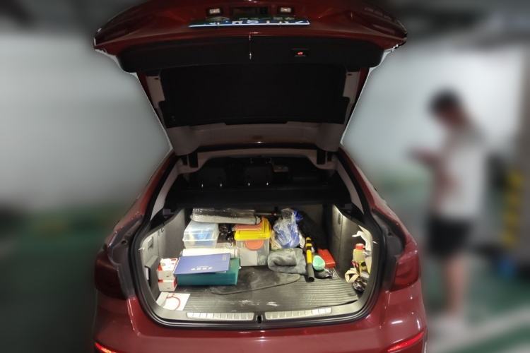 Used BMW 3 Series GT 2017 320i Sport Edition Trunk