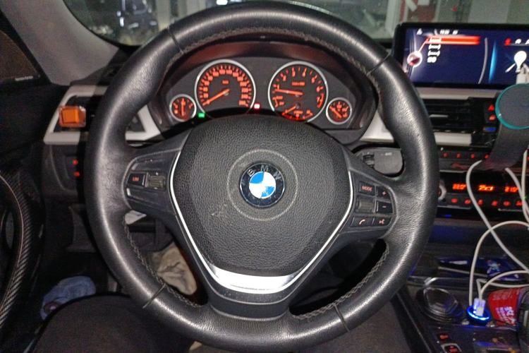 Used BMW 3 Series GT 2017 320i Sport Edition Steering Wheel