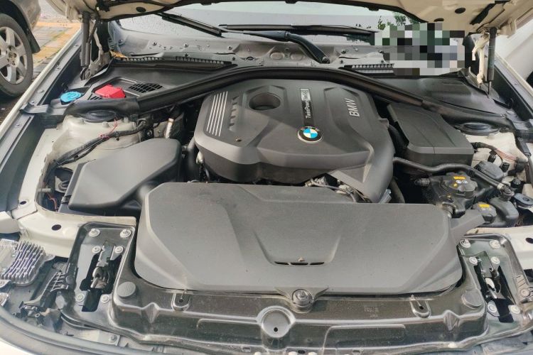Used BMW 3 Series GT 2017 320i M Sport Engine Bay