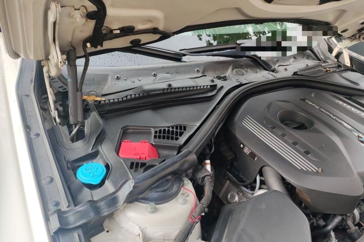 Used BMW 3 Series GT 2017 320i M Sport Engine Bay Right