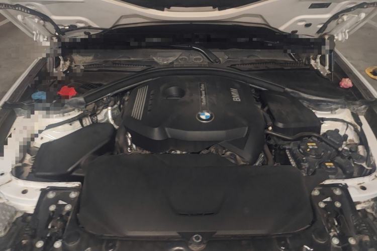 Used BMW 3 Series GT 2017 320i Sport Edition Engine Bay