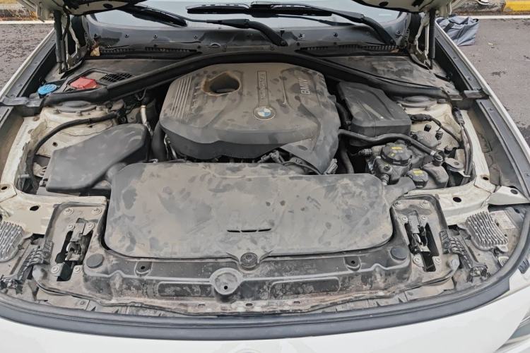 Used BMW 3 Series GT 2017 320i M Sport Engine Bay