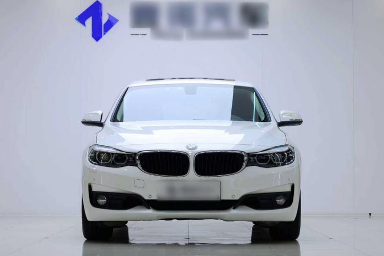 Used BMW 3 Series GT 2017 320i Sport Edition Exterior 1