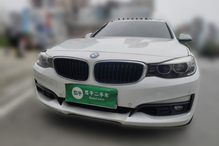Used BMW 3 Series GT 2017 320i Sport Edition Exterior 1