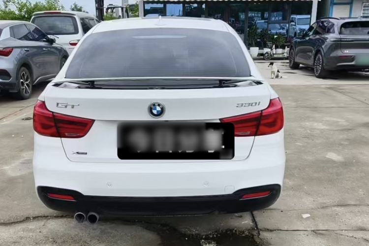 Used BMW 3 Series GT 2017 330i xDrive M Sport Exterior 10