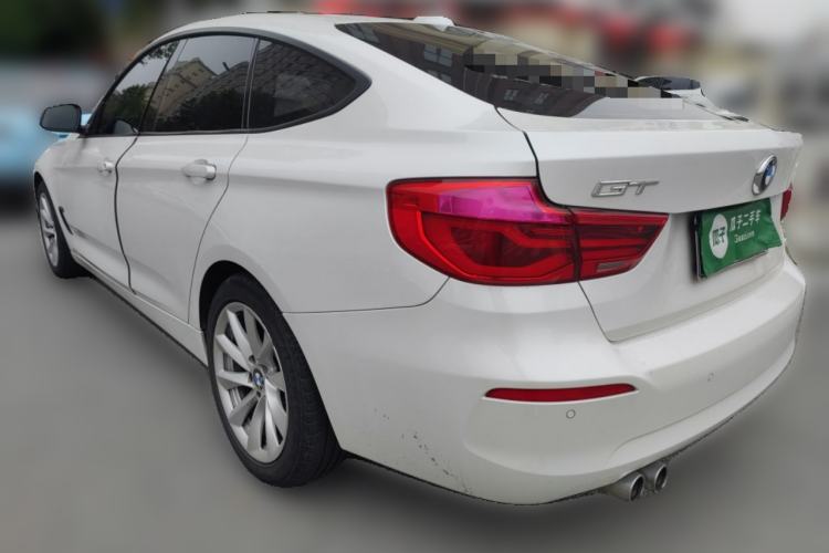 Used BMW 3 Series GT 2017 320i Sport Edition Exterior 3