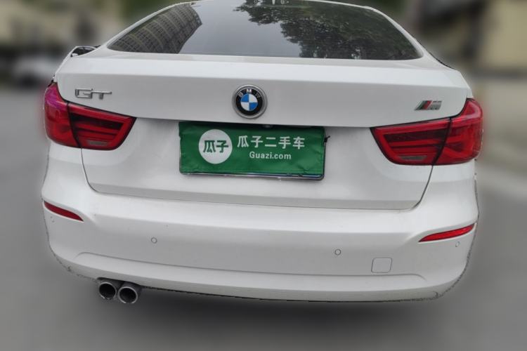 Used BMW 3 Series GT 2017 320i Sport Edition Exterior 4