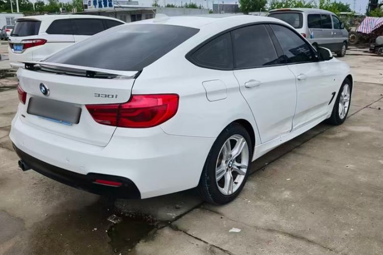Used BMW 3 Series GT 2017 330i xDrive M Sport Exterior 5