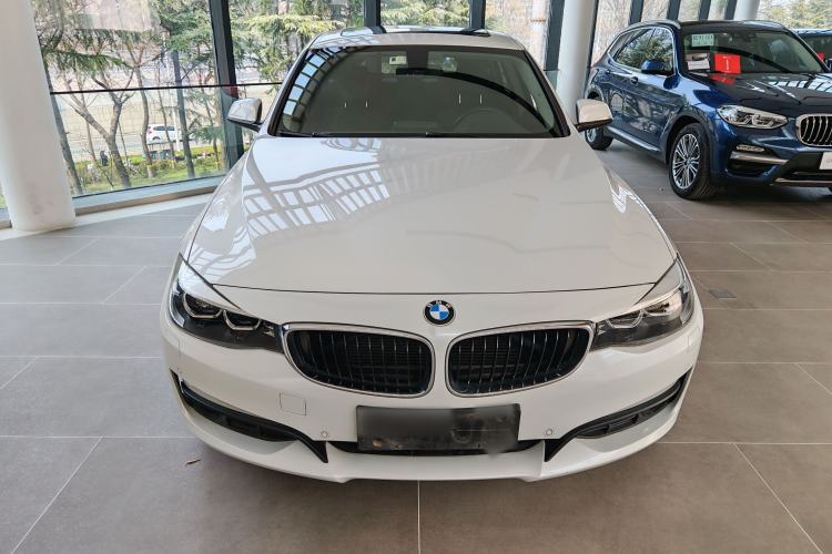 Used BMW 3 Series GT 2017 320i Sport Edition Exterior 6
