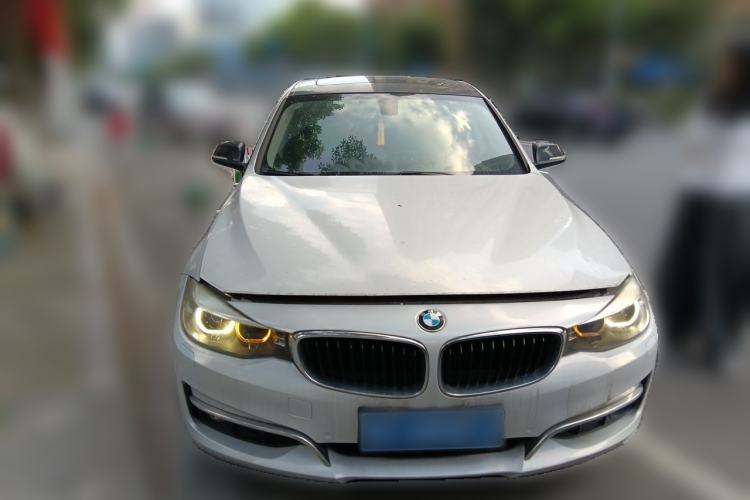 Used BMW 3 Series GT 2017 320i Sport Edition Front