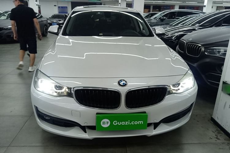 Used BMW 3 Series GT 2017 320i Sport Edition Front