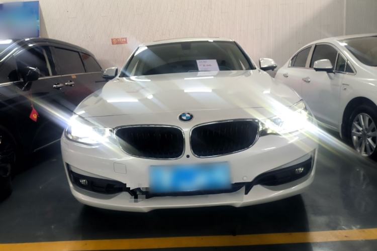 Used BMW 3 Series GT 2017 320i Sport Edition Front