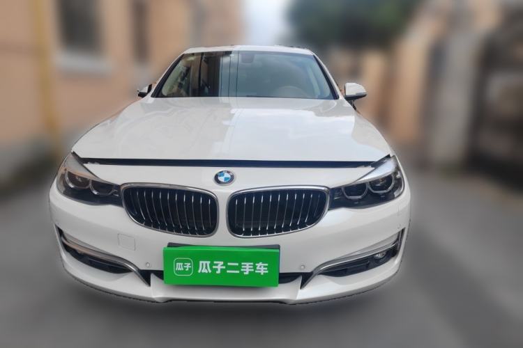 Used BMW 3 Series GT 2017 320i Sport Edition Front