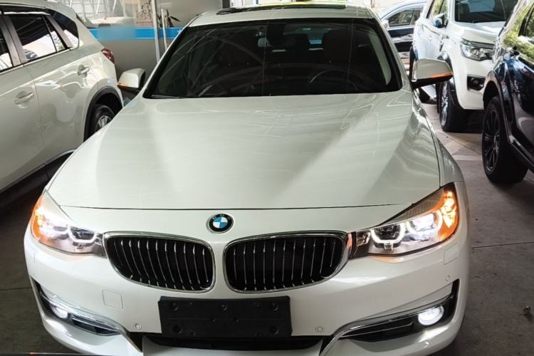 Used BMW 3 Series GT 2017 320i Luxury Design Package Front