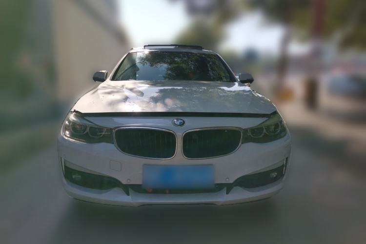 Used BMW 3 Series GT 2017 320i Sport Edition Front