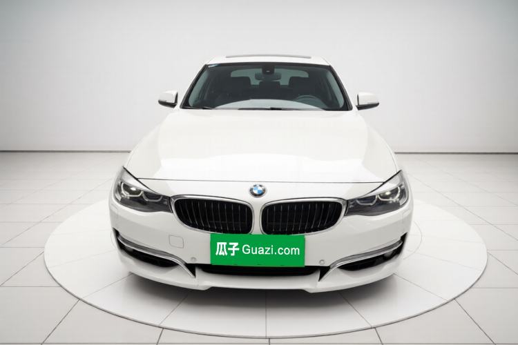 Used BMW 3 Series GT 2017 320i Sport Edition Front