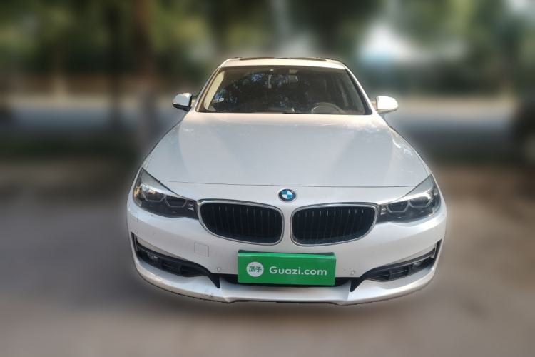 Used BMW 3 Series GT 2017 320i Sport Edition Front