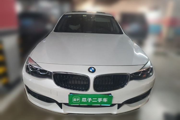 Used BMW 3 Series GT 2017 320i Sport Edition Front