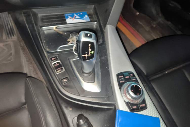 Used BMW 3 Series GT 2017 320i M Sport Gear Lever