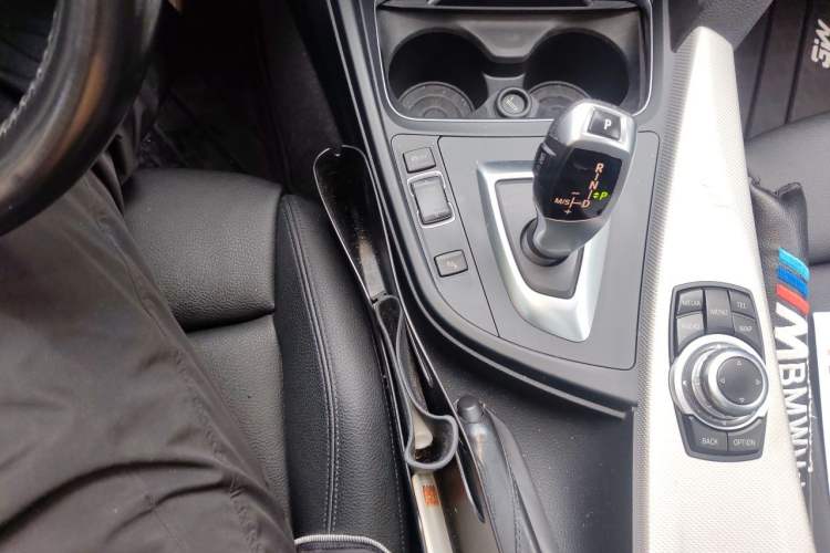 Used BMW 3 Series GT 2017 320i M Sport Gear Lever