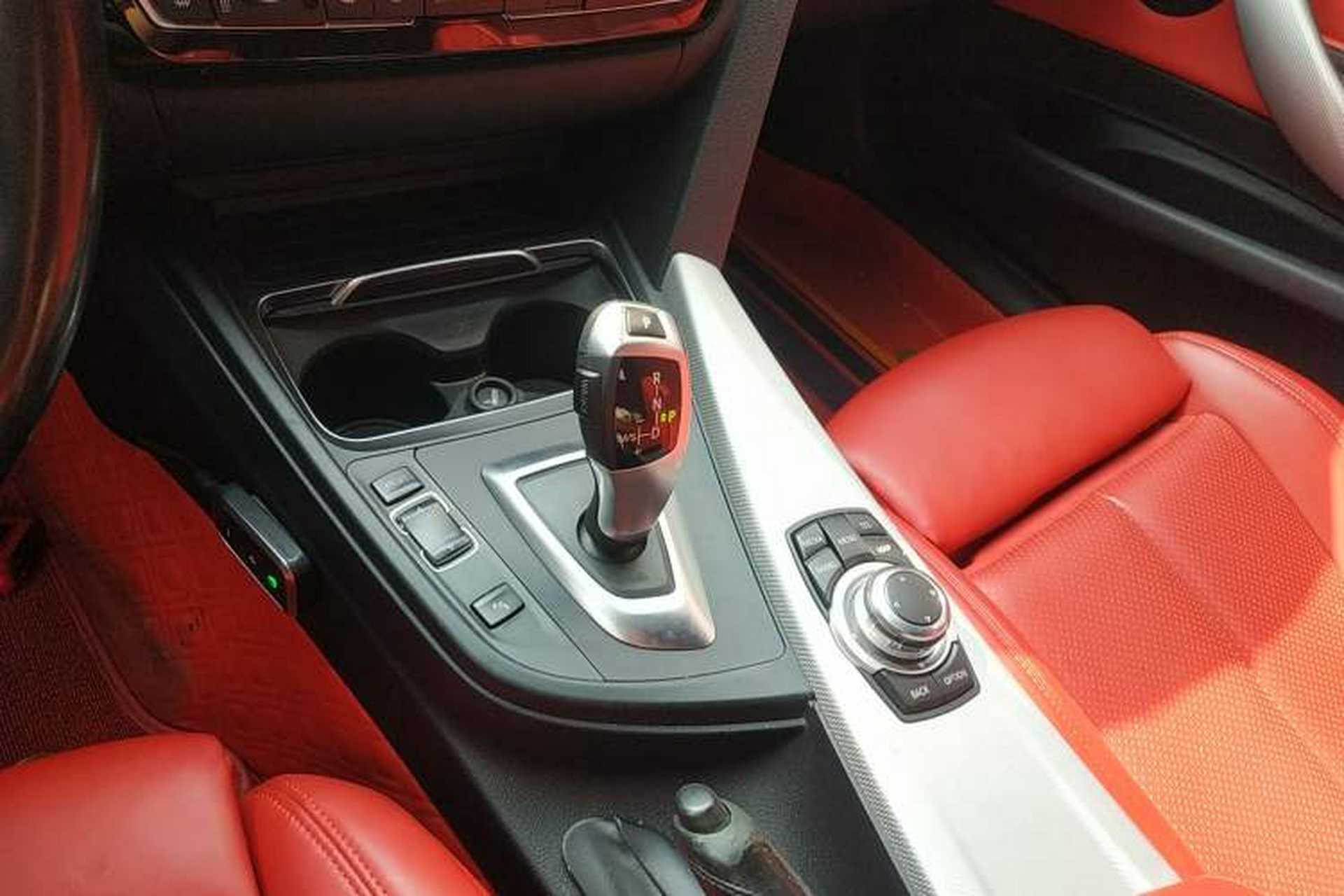 Used BMW 3 Series GT 2017 320i M Sport Gear Lever